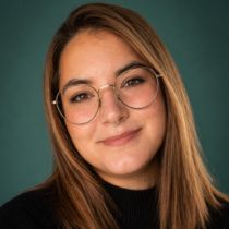 in foto Rachele Bini, autore degli articoli su les nouvelles esthétiques Italia